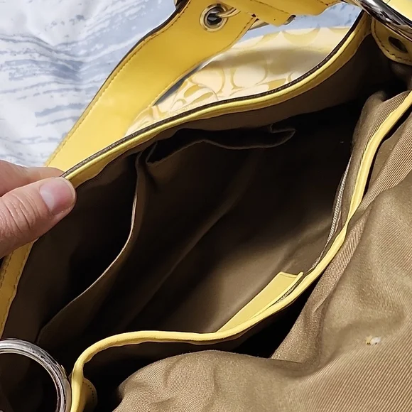 Coach Yellow Shoulder Bag - Picture 4 of 6